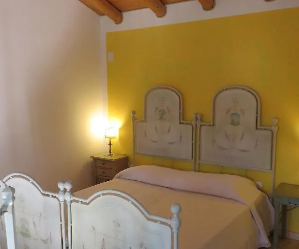 Stella * 리볼리 베로네세